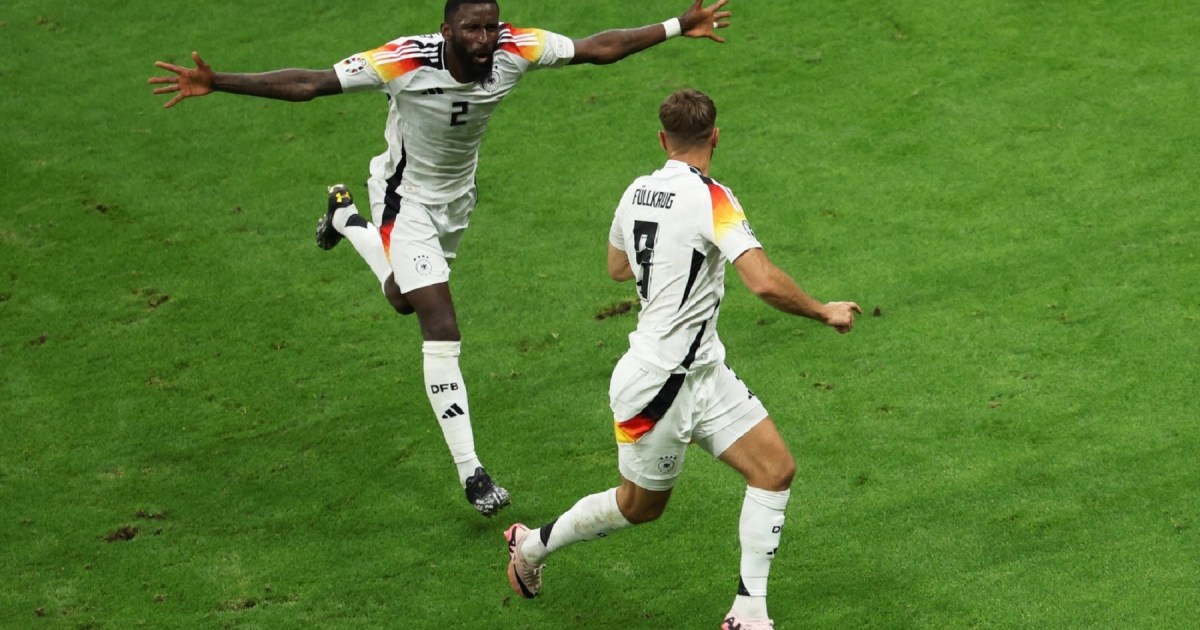 Deutschland schnappte sich ein schmerzhaftes Unentschieden gegen die Schweiz und rettete seinen ungeschlagenen Rekord im Europapokal Deutschland schnappte sich ein schmerzhaftes Unentschieden gegen die Schweiz und rettete seinen ungeschlagenen Rekord im Europapokal