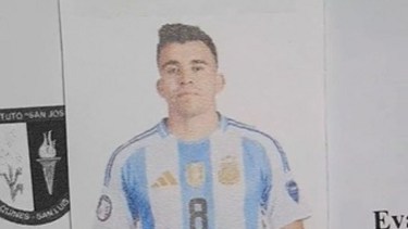 Video | La divertida forma de corregir de un docente durante la Copa América: «Sueñan con sacarse un Messi»