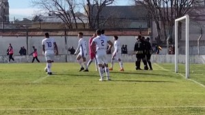 Deportivo Rincón sufrió una derrota agónica ante Santamarina y se aleja en el Federal A