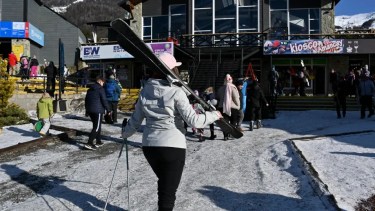 Los precios de Catedral que regula el municipio subieron este año por encima de la inflación y  algunos temen que podría condicionar el éxito de la temporada. (archivo)