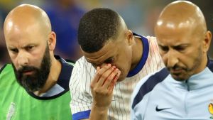 Dura noticia para Kylian Mbappé tras la fractura de su nariz: ¿Se pierde la Eurocopa?