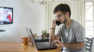 El Gobierno libera totalmente los precios de internet, telefonía y televisión por cable