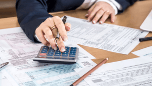 Baja del impuesto PAIS: qué productos espera el gobierno que bajen de precio