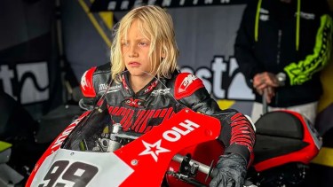 Lorenzo tuvo un accidente en el Superbike de Brasil y no resistió.