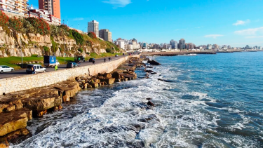 Mar del Plata es uno de los destinos más populares del verano en nuestro país. Foto archivo. 