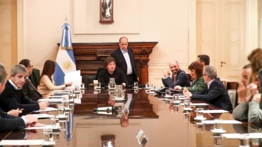 El presidente se reunió con su Gabinete. Foto NA
