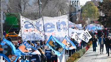 El gremio docente de Neuquén es el único que está alcanzado por el adicional por presentismo. Fotos: Florencia Salto
