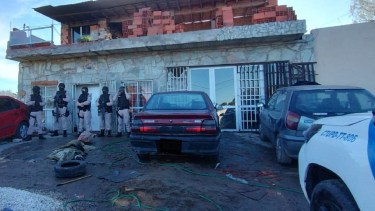 Encuentran a una joven de Viedma, durante un allanamiento en Miramar por presunta trata de personas