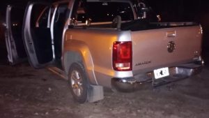 Persecusión y robo al dueño de una joyería de Roca: uno de los acusados se había fugado de un penal