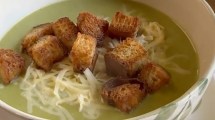 Imagen de El día acompaña para un rica sopa crema de brócoli