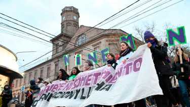Ni Una Menos en Río Negro: lanzan una «Alerta Violeta» ante el vaciamiento de las políticas de género
