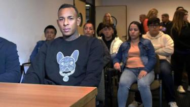 Villa recibió una condena de 2 años y medio por violencia de género.