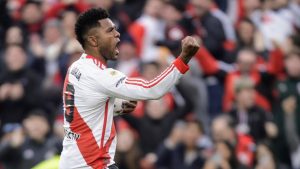 Con dos de Borja, River empató con Lanús en el Monumental en su regreso a la Liga Profesional