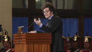 Nuevo esquema monetario de Javier Milei: pragmatismo a las apuradas, al ritmo del atraso del dólar