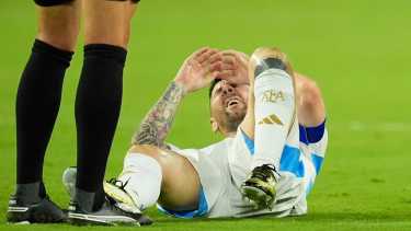 Lionel Messi sufrió una lesión ligamentaria en el tobillo en la final de la Copa América. Foto: FBaires.