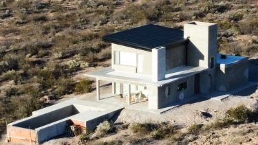 Casa clandestina en Roca: cuándo tendrá que demoler la vivienda el propietario (Foto: Juan Thomes)