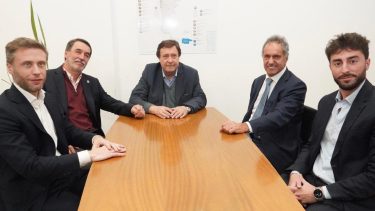 Alberto Weretilneck se reunió con Daniel Scioli. Crédito gobierno de Río Negro.