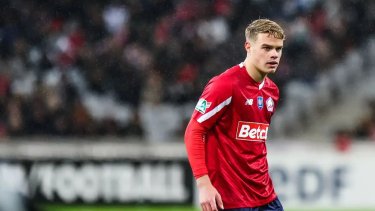 El ex mediocampista de Gimnasia LP, juega en el Lille, está cerca de ser el sexto refuerzo de Boca.