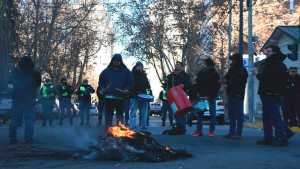 Conflicto con los trabajadores del EPAS: Neuquén negó la privatización y habrá paritaria el miércoles