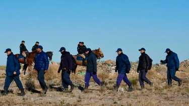 Nuevos rastrillajes en la zona de las Cabras, Neuquén. Foto: Matías Subat. 