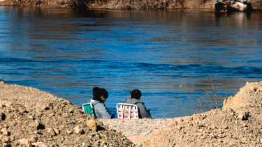 El acuerdo entre Gaido y Figueroa para  continuar con el paseo de la Costa, sobre el río Neuquén