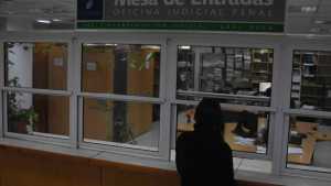 Un festejo de cumpleaños en una defensoría pública de Roca derivó en el inicio de varios sumarios