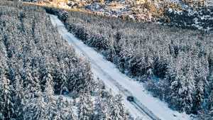 Villa Pehuenia y una eterna seducción: “Uno se siente en Narnia cuando sale de la cabaña, es increíble”