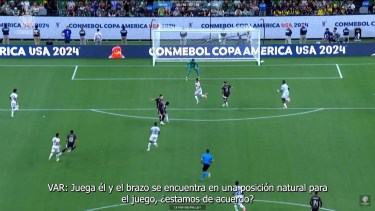 Se conocieron los audios del VAR de los dos penales que protestó México sobre el final ante Ecuador en la Copa América. 