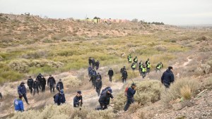 Búsqueda de Luciana Muñoz en Neuquén: gran rastrillaje en Ruta 7 por «una llamada anónima»