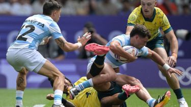 Argentina dejó todo ante los australianos, pero no pudo cerrar la fase de grupos con una victoria. (AFP)
