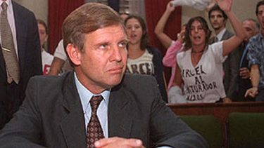 Polémica por la visita de diputados libertarios a Astiz y otros represores de la dictadura.