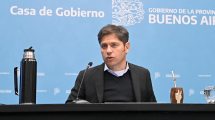 Imagen de Elecciones 2027: Axel Kicillof analiza una reunión del PJ bonaerense en plena campaña de reestructuración política