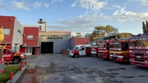 Fuerte operativo en  Bomberos de Allen: detienen a un policía que trabajaba en el cuartel