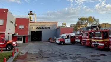 Allanamiento en el cuartel de bomberos de Allen.