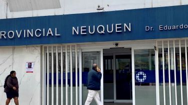 Vendían certificados médicos truchos en Neuquén: tenían membrete del hospital Castro Rendón