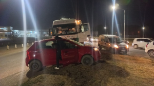 Fuerte choque en el cruce de las Rutas 22 y 151 complicó el tránsito en Cipolletti