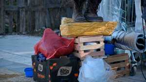 Mapa | Por el frío extremo, abren refugio en Centenario para personas en situación de calle: dónde queda