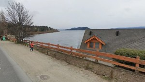 Cuál es el estado del joven que se cayó desde cuatro metros de altura en Bariloche