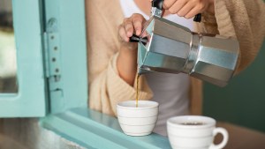 Cómo hacer para sacarle el óxido a la cafetera italiana y que quede impecable