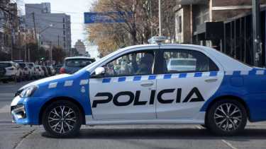 Un hombre recibió un disparo en Centenario. Foto: Matias Subat