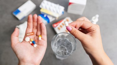 Medicamentos de PAMI: jubilada de Bariloche denunció que los retiraron a su nombre en Córdoba