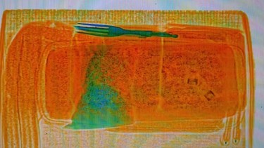 Visitó a su esposo en una cárcel de Neuquén y le llevó un queso cremoso relleno de droga