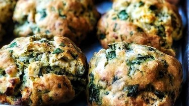 Scones de queso y espinaca: muy fáciles de hacer y en pocos minutos
