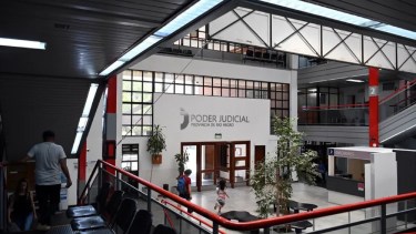 La formulación de cargos se desarrolló vía Zoom con la médica pediatra. Foto: Archivo