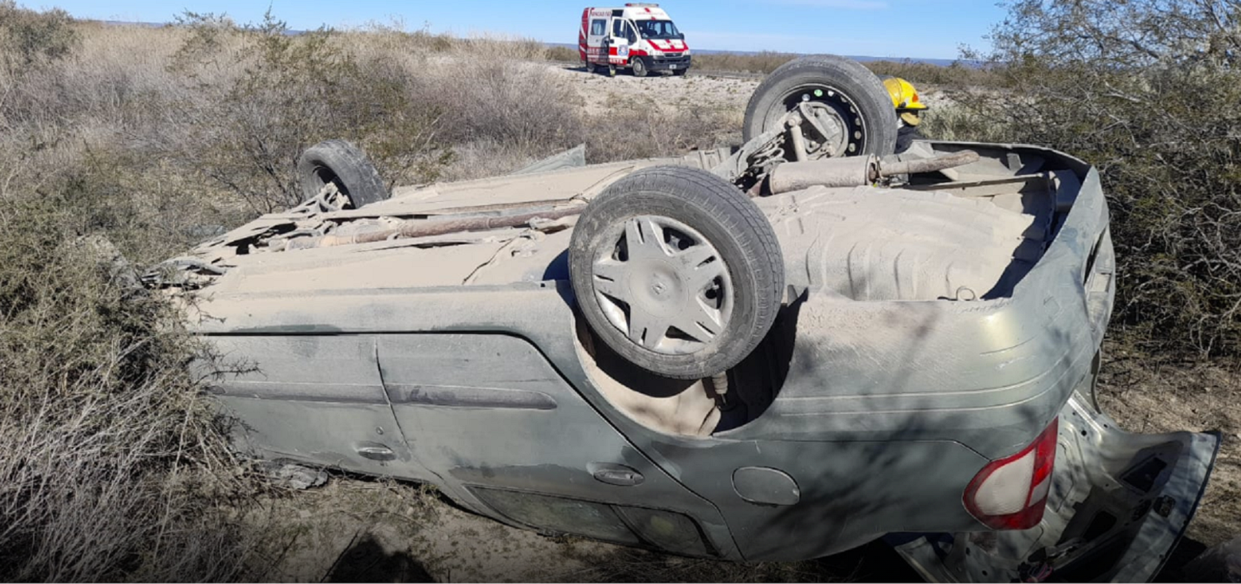 Impactante vuelco en la Ruta 2 de Río Negro: dos personas fueron ...