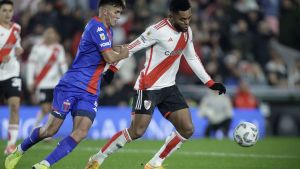 Primer bajón para Gallardo en River: Borja se lesionó y está en duda para la Copa Libertadores