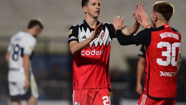 Nacho Fernández, ex Gimnasia, anotó el gol de River ante el Lobo platense. (Foto: Ignacio Amiconi/Fotobaires).