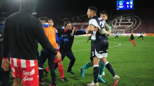 Gimnasia eliminó a Barracas Central y terminaron a las piñas en la Copa Argentina