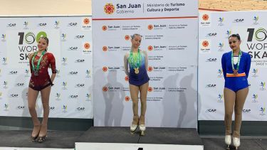 Nahiara Chavarría se coronó subcampeona nacional en Junior Inline internacional.