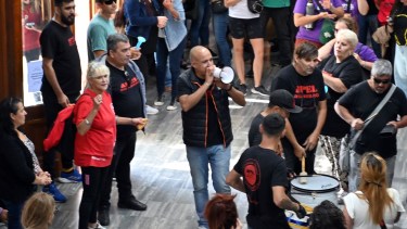 El gremio legislativo, con problemas internos en pleno debate salarial. (Foto: Archivo / Marcelo Ochoa)